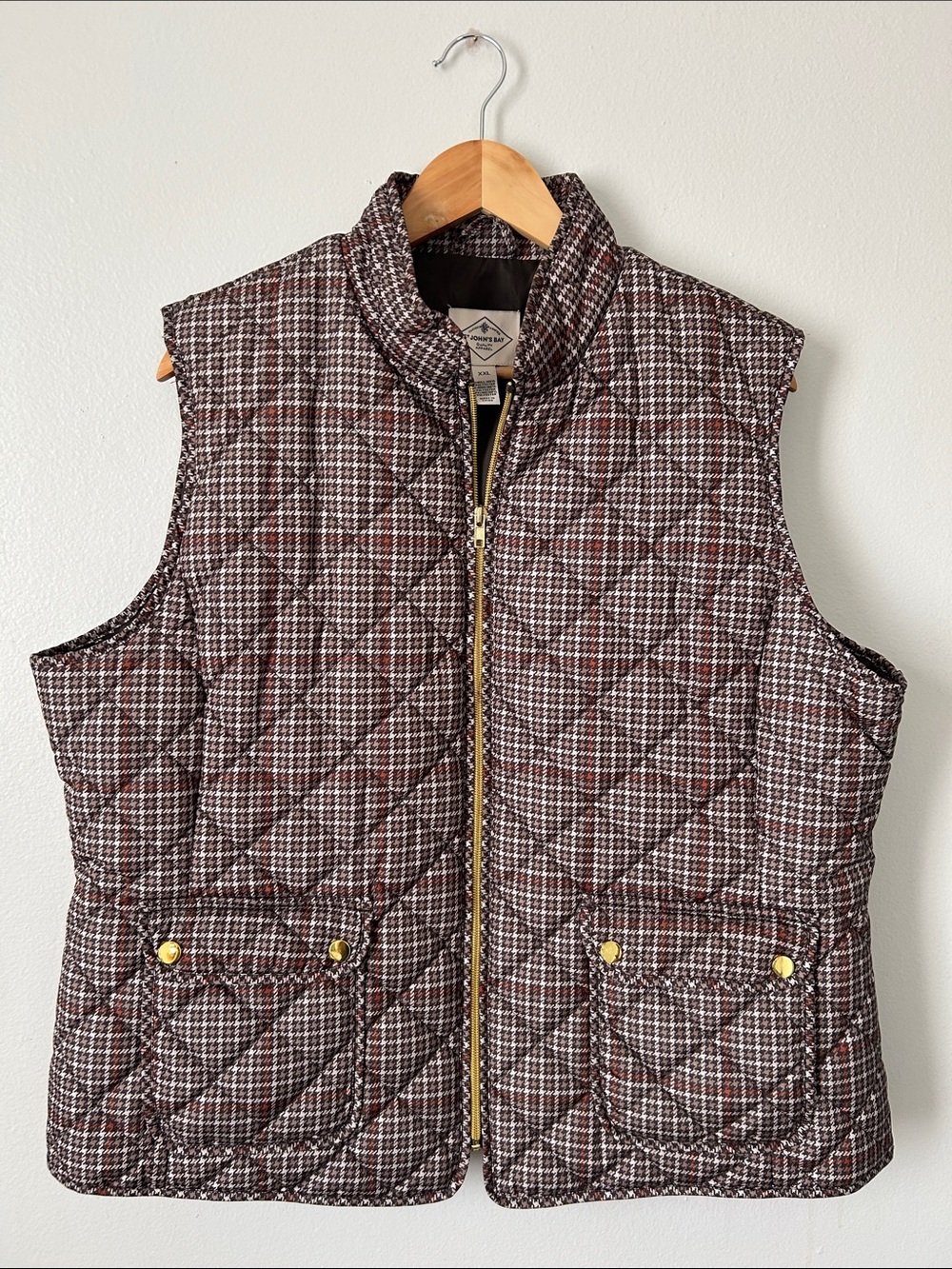 St. John's Bay Quilted Houndstooth Vest in Brown and Gray